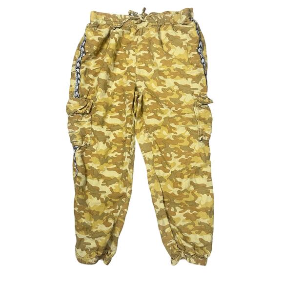 Sundance Camo Linen Blend Cropped Cargo Pants - Picture 1 of 5